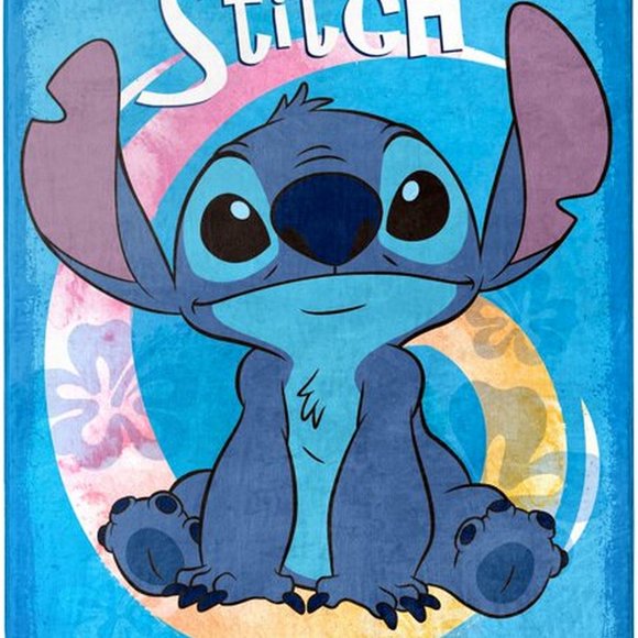 Lilo & Stitch Ohana Summer Throw blanket measures 40 x 50 inches - Picture 3 of 5